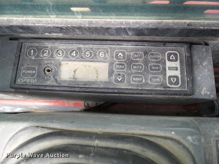 image for item CB9868 2008 Takeuchi TL240 skid steer