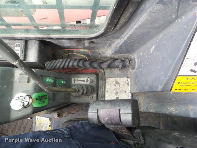 image for item CB9868 2008 Takeuchi TL240 skid steer