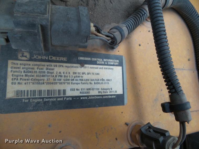 image for item CB9886 2011 John Deere 318D skid steer