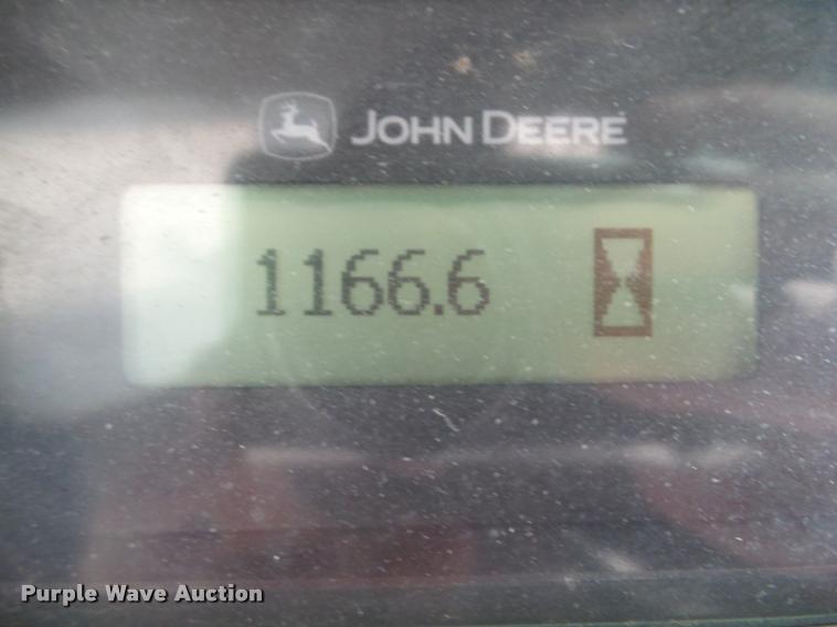 image for item CB9886 2011 John Deere 318D skid steer