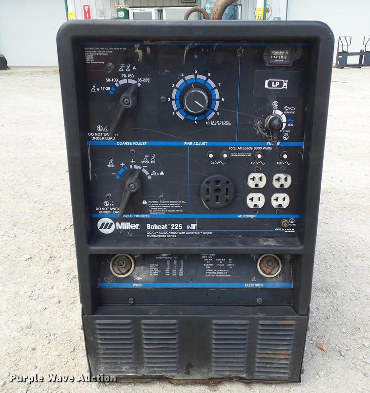 image for item CB9890 Miller Bobcat 225 welder/generator