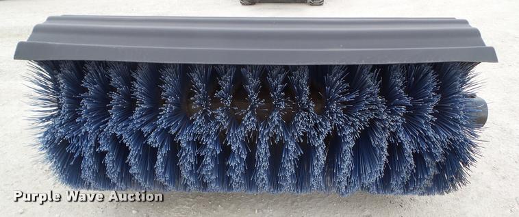 image for item CB9891 Bobcat 68 skid steer broom
