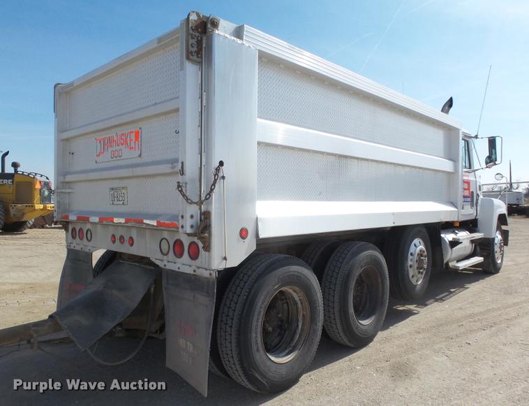 image for item DA0592 1997 Mack CH613 dump truck