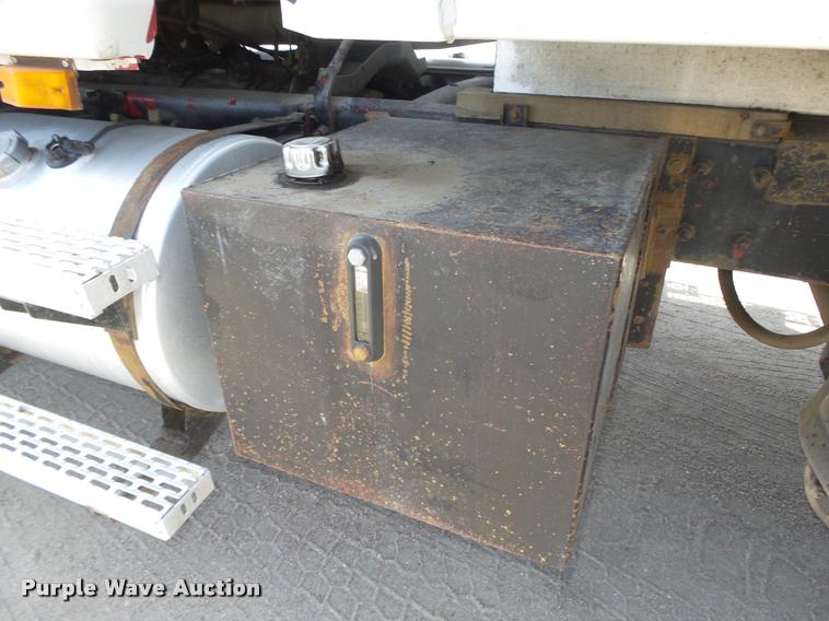 image for item DA0592 1997 Mack CH613 dump truck