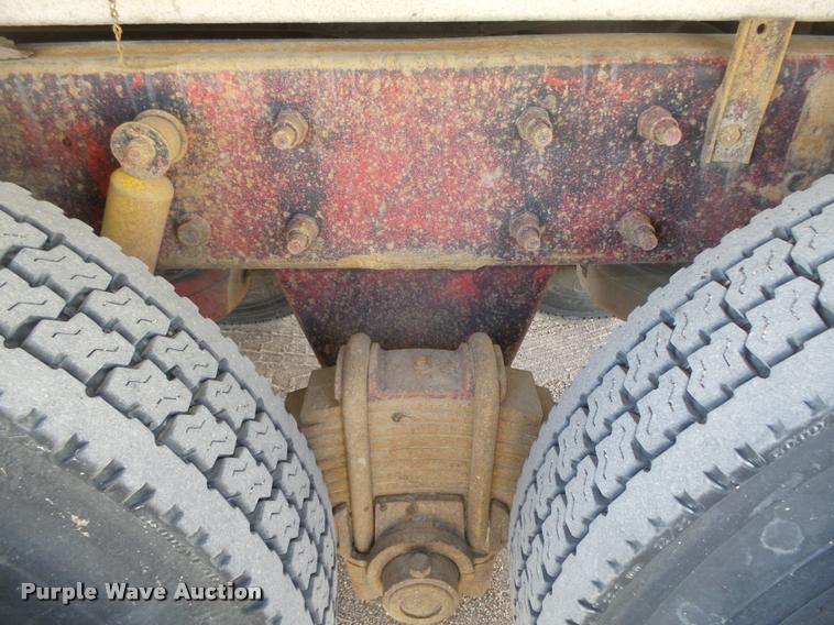 image for item DA0592 1997 Mack CH613 dump truck