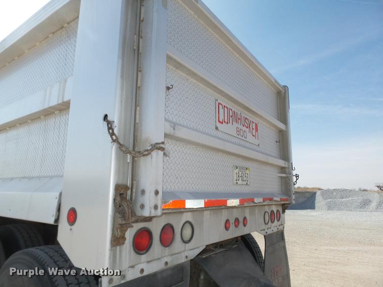 image for item DA0592 1997 Mack CH613 dump truck