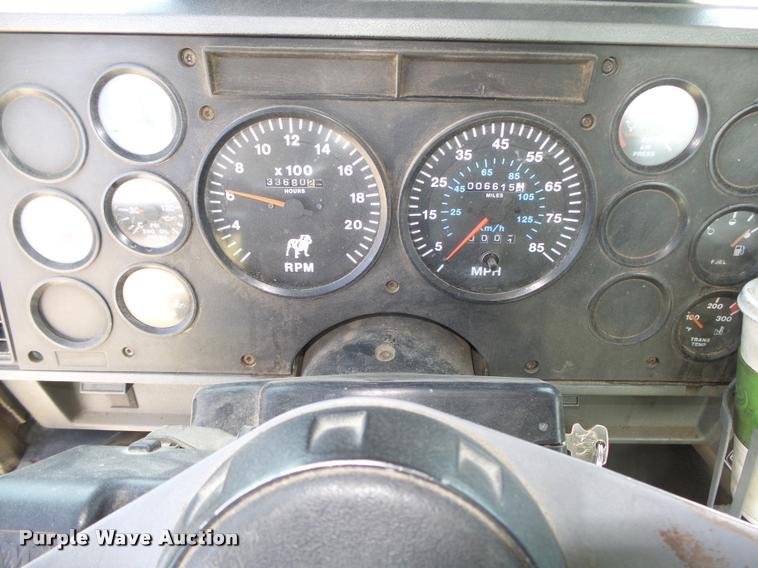 image for item DA0592 1997 Mack CH613 dump truck