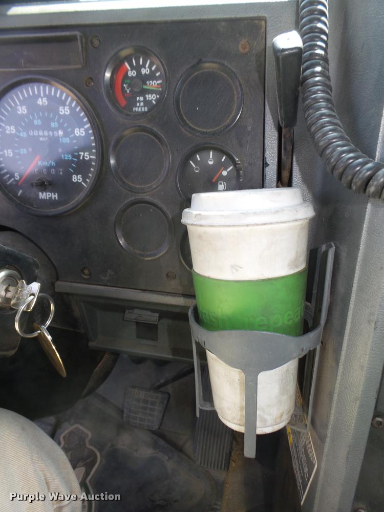 image for item DA0592 1997 Mack CH613 dump truck