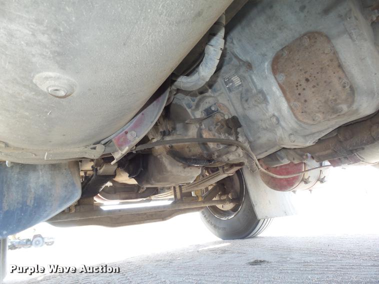 image for item DA0592 1997 Mack CH613 dump truck