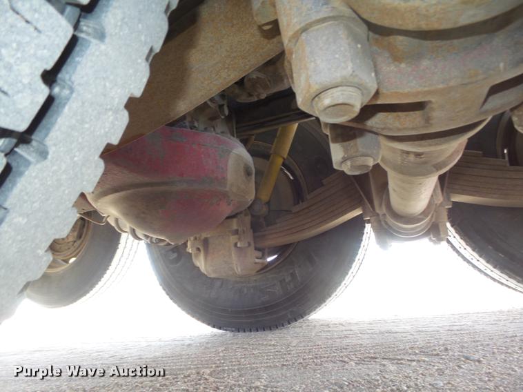 image for item DA0592 1997 Mack CH613 dump truck