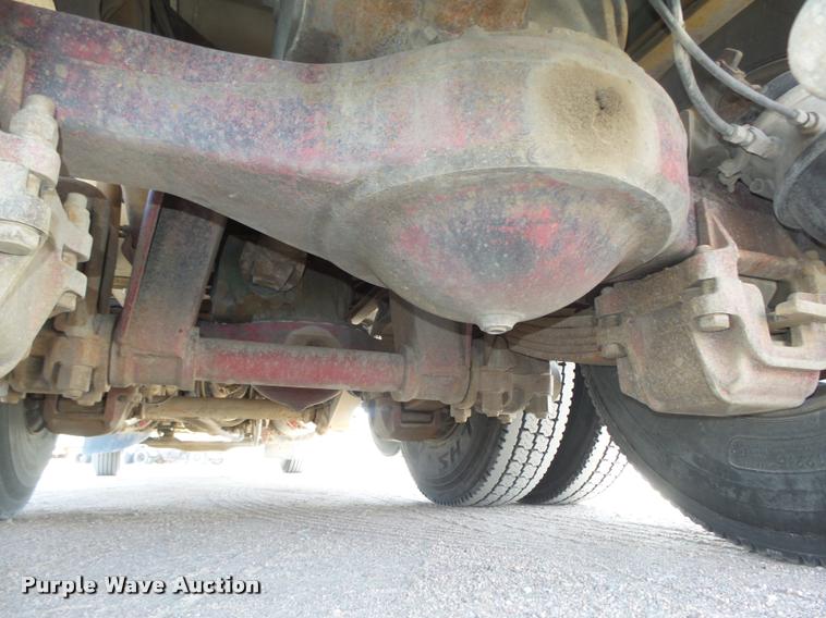 image for item DA0592 1997 Mack CH613 dump truck