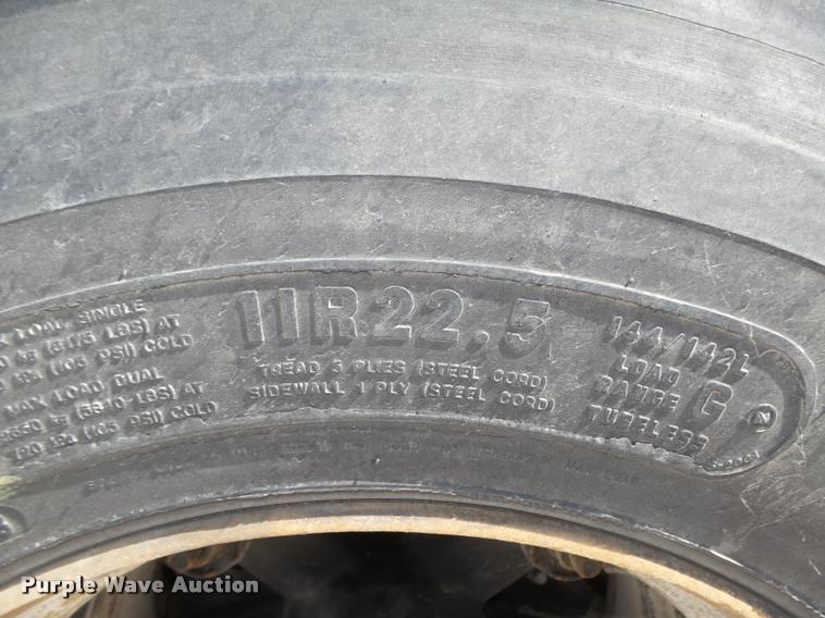 image for item DA0592 1997 Mack CH613 dump truck