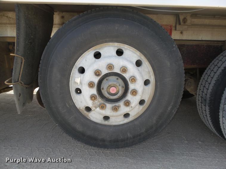 image for item DA0592 1997 Mack CH613 dump truck