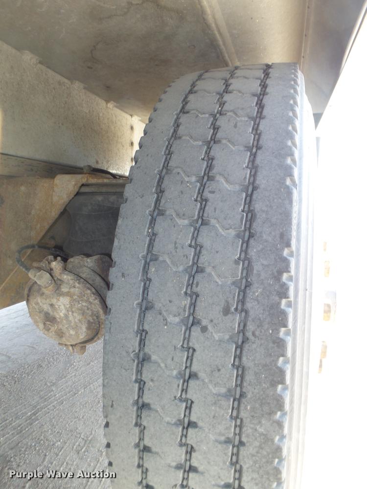 image for item DA0592 1997 Mack CH613 dump truck