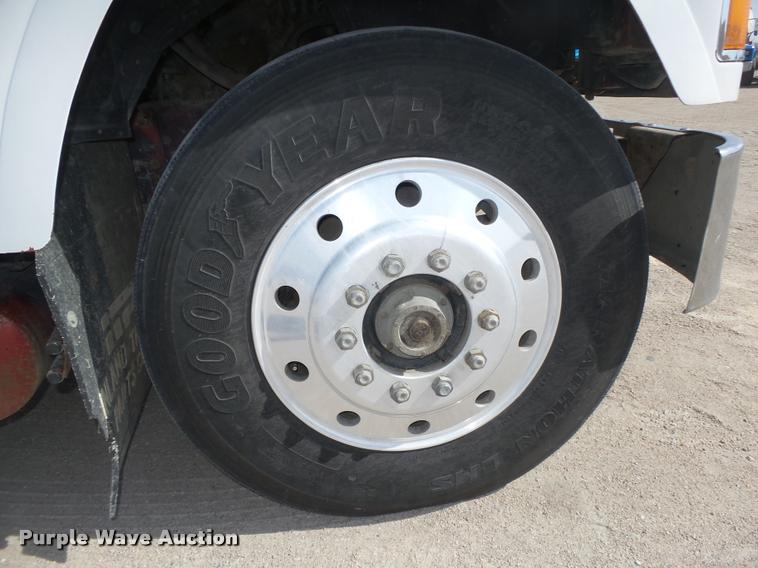 image for item DA0592 1997 Mack CH613 dump truck