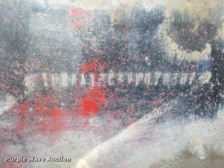 image for item DA0592 1997 Mack CH613 dump truck