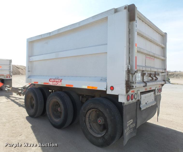 image for item DA0593 1992 Cornhusker 800 end dump pup trailer