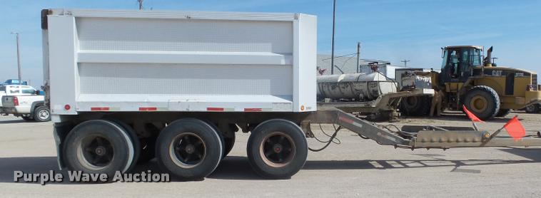 image for item DA0593 1992 Cornhusker 800 end dump pup trailer