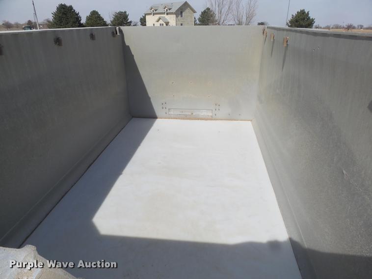 image for item DA0593 1992 Cornhusker 800 end dump pup trailer