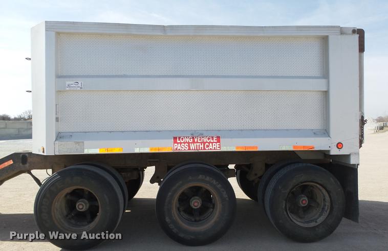 image for item DA0593 1992 Cornhusker 800 end dump pup trailer