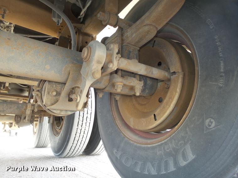 image for item DA0593 1992 Cornhusker 800 end dump pup trailer