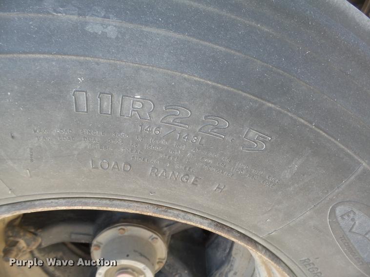 image for item DA0593 1992 Cornhusker 800 end dump pup trailer