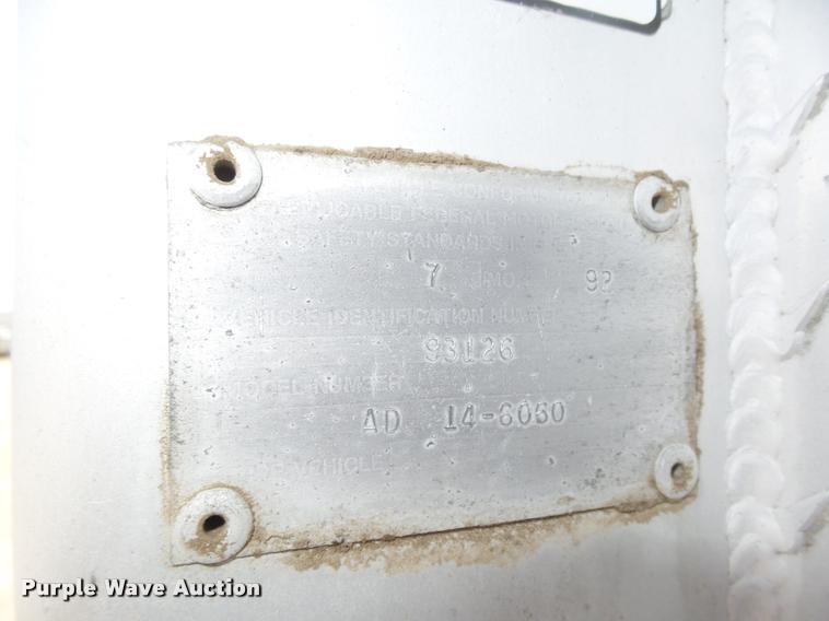 image for item DA0593 1992 Cornhusker 800 end dump pup trailer