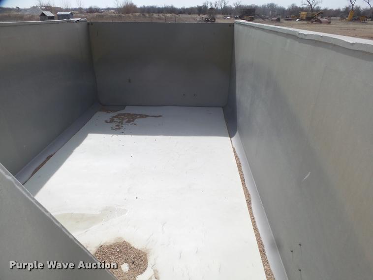 image for item DA0594 1994 Cornhusker end dump pup trailer