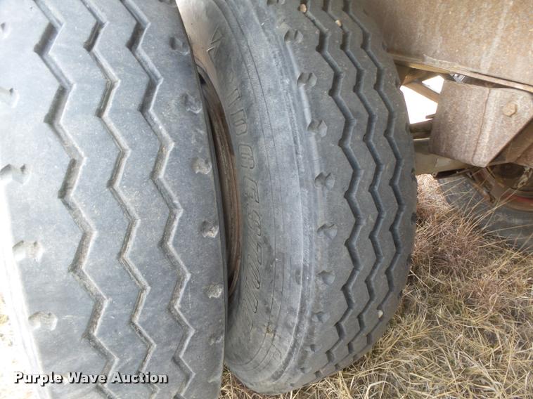 image for item DA0594 1994 Cornhusker end dump pup trailer