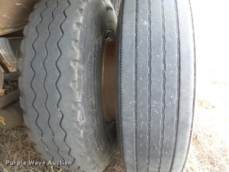 image for item DA0594 1994 Cornhusker end dump pup trailer