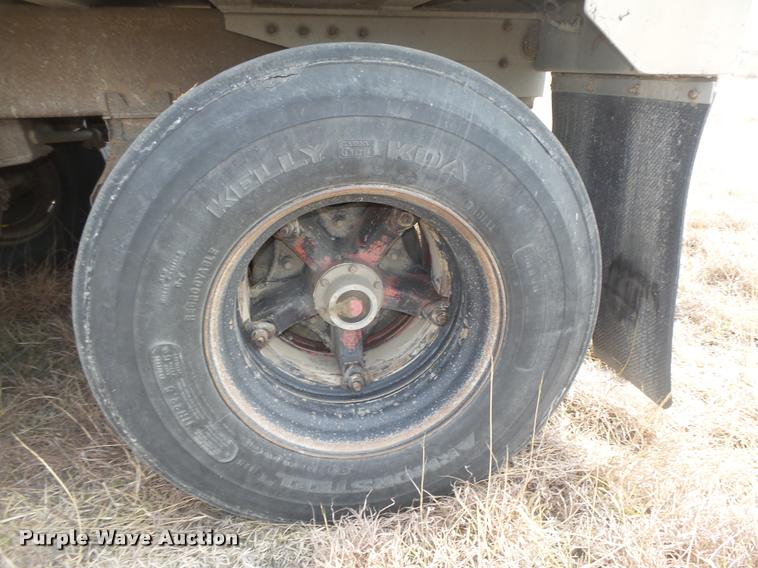 image for item DA0594 1994 Cornhusker end dump pup trailer