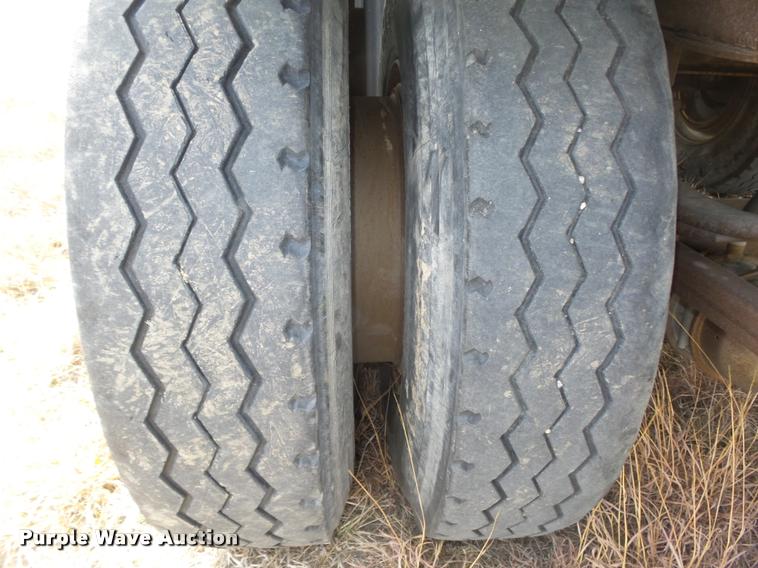 image for item DA0594 1994 Cornhusker end dump pup trailer