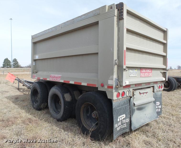 image for item DA0595 1994 Cornhusker 800 end dump pup trailer