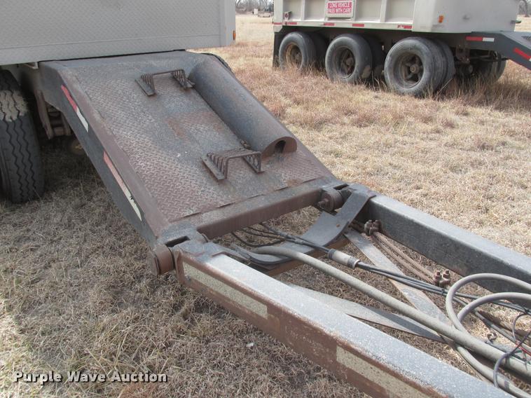 image for item DA0595 1994 Cornhusker 800 end dump pup trailer