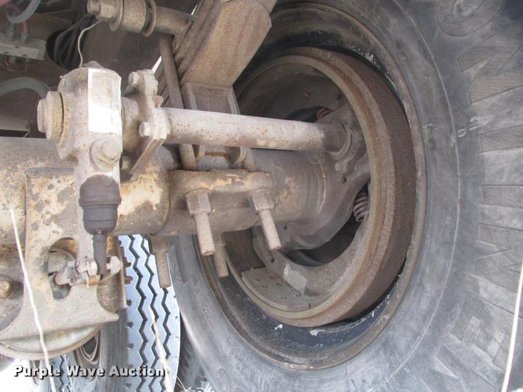 image for item DA0595 1994 Cornhusker 800 end dump pup trailer