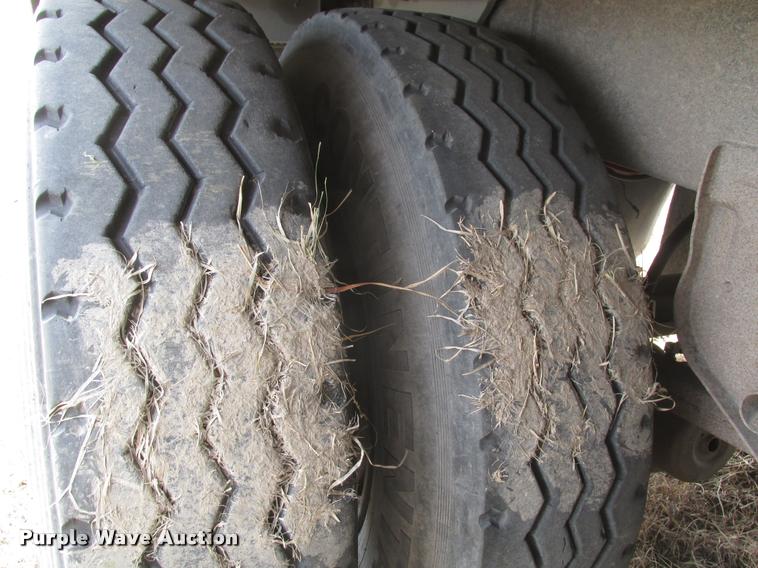 image for item DA0595 1994 Cornhusker 800 end dump pup trailer