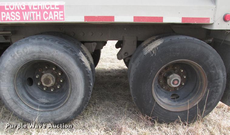 image for item DA0595 1994 Cornhusker 800 end dump pup trailer