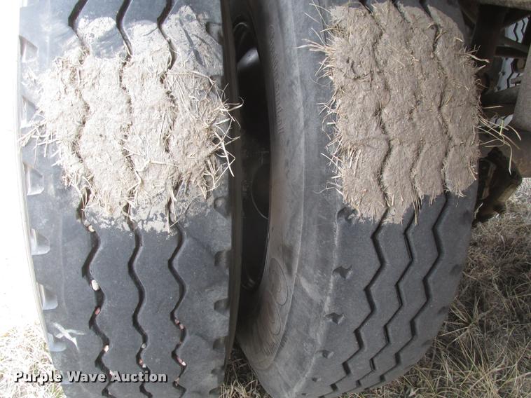 image for item DA0595 1994 Cornhusker 800 end dump pup trailer