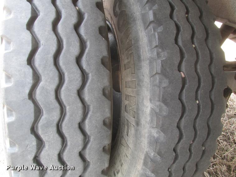 image for item DA0595 1994 Cornhusker 800 end dump pup trailer