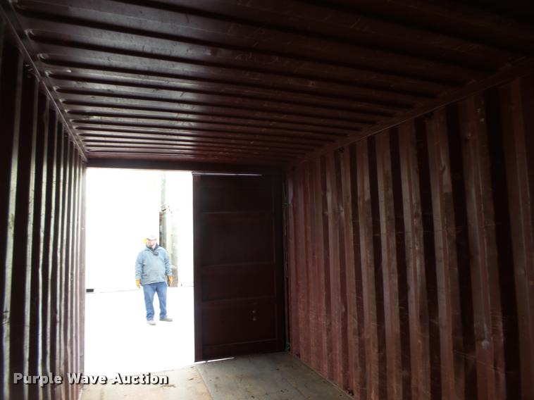 image for item DA0607 2004 Gold container