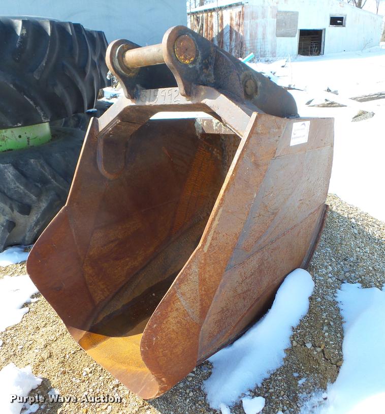 image for item DA1750 EDI excavator bucket