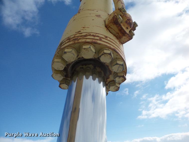 image for item DA1758 1987 Komatsu PC200LC excavator