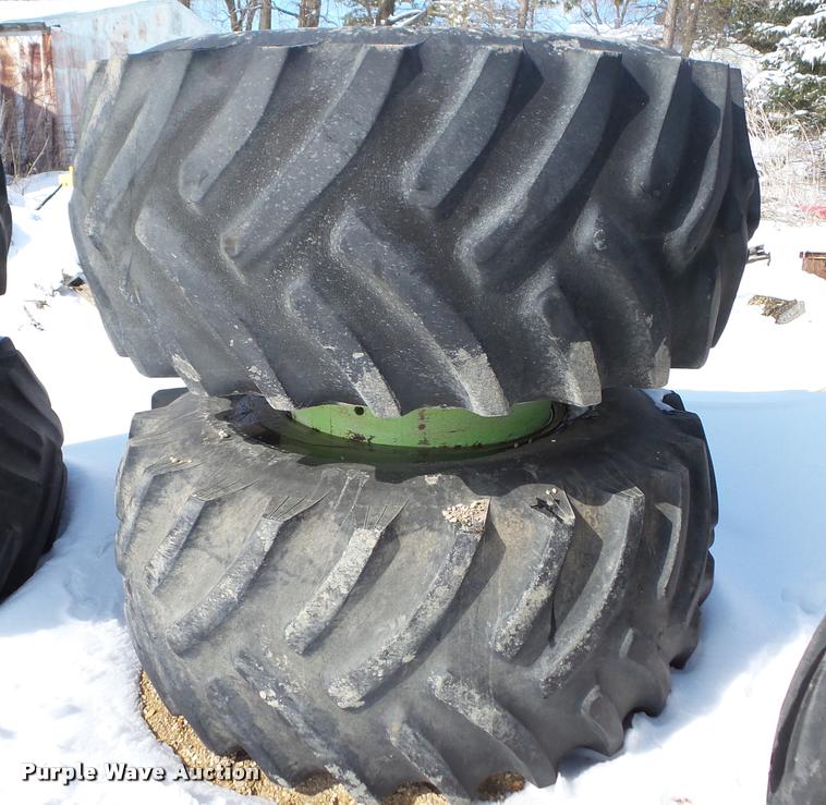 image for item DA1760 (2) Armstrong 30.5L-32 wheels and tires