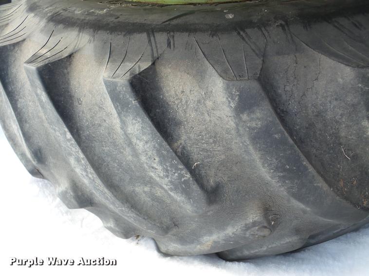 image for item DA1761 (2) Armstrong 30.5L-32 wheels and tires