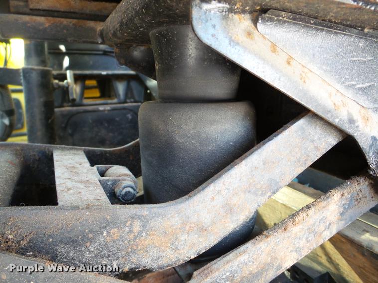 image for item DA1763 1991 Ford L8000 dump truck