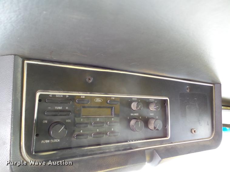 image for item DA1763 1991 Ford L8000 dump truck