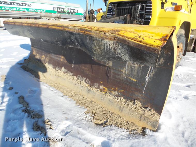 image for item DA1763 1991 Ford L8000 dump truck