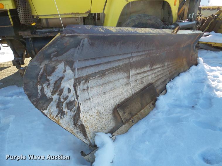 image for item DA1763 1991 Ford L8000 dump truck