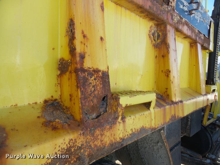 image for item DA1763 1991 Ford L8000 dump truck