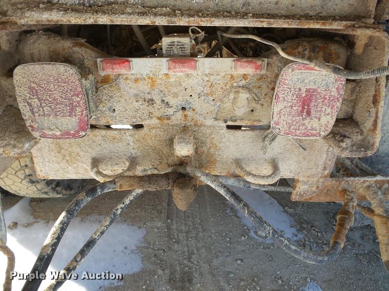 image for item DA1763 1991 Ford L8000 dump truck